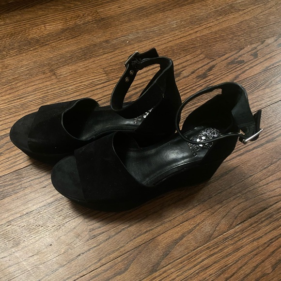 Vince Camuto Wedges - Picture 4 of 5